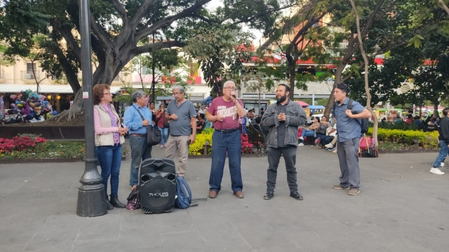Convocan a manifestarse ante exigencia de transportistas a subir tarifa m&iacute;nima a 15 pesos