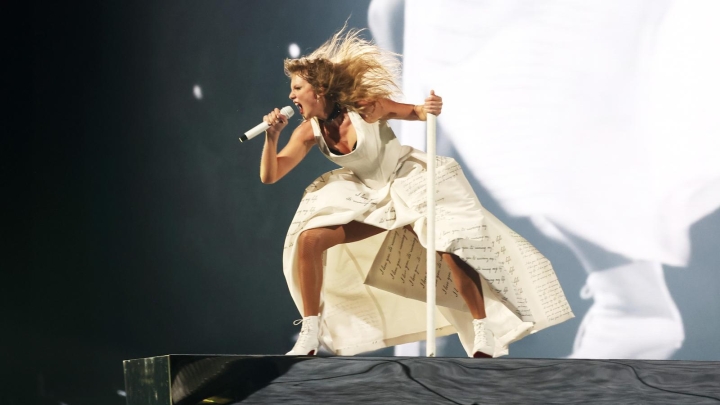 Taylor Swift renueva su gira &#039;The Eras Tour&#039; con set de &#039;The tortured poets department&#039;