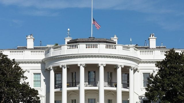 Desalojan sector de la Casa Blanca tras hallar ‘polvo blanco’ que resultó ser cocaína