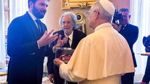 Al Pacino se convierte en la primera celebridad de Hollywood recibida por el papa León XIV