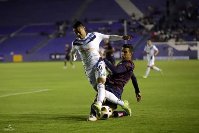 Andrés Didyer Catalán buscará el domingo dar la vuelta al marcador en el estadio azulgrana, en la capital del país.