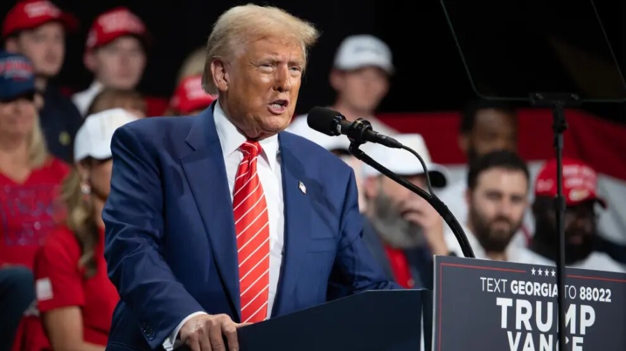 Trump afirma que Harris tiene 'un trastorno' y es 'una incompetente'