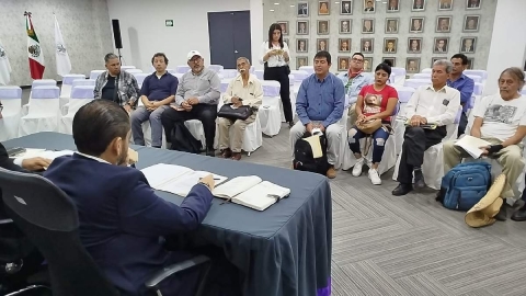 El titular del TSJ, Luis Jorge Gamboa, dialogó con integrantes de la asociación Gustavo Salgado Delgado y del Frente Popular Revolucionario. 