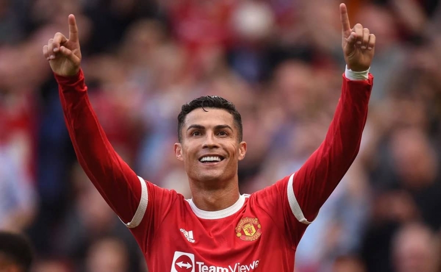 Cristiano Ronaldo regresa al Manchester con doblete.