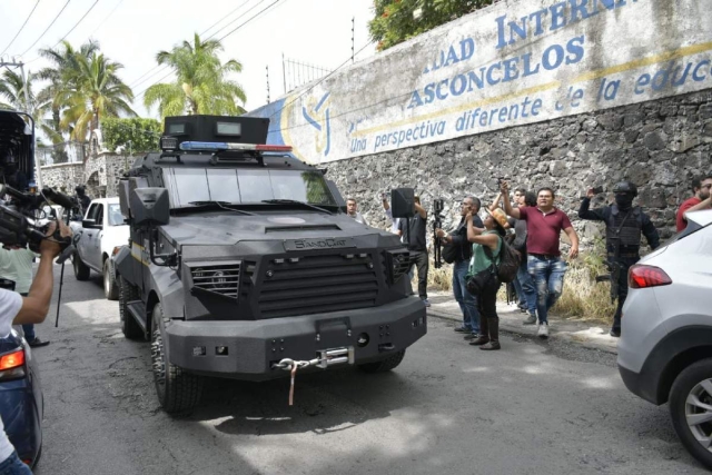 Congreso promueve controversia en defensa del fiscal