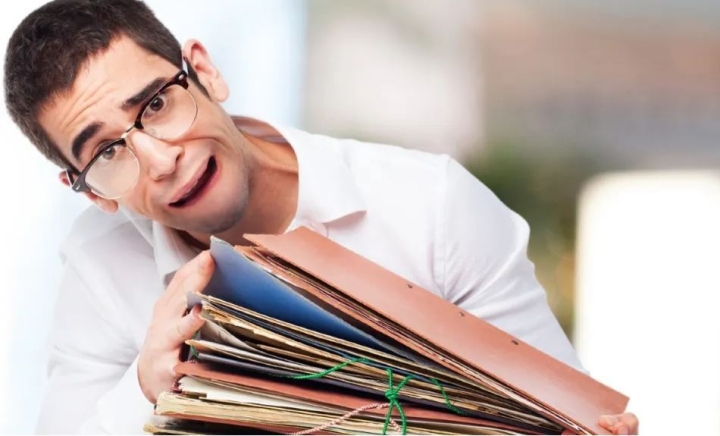 Cómo ordenar tus documentos en casa y qué papeles NUNCA debes tirar