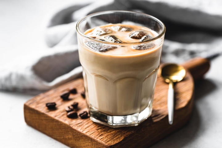 ¡Refréscate del calor! 3 bebidas frías con café para estas tardes calurosas