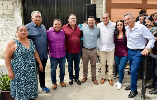 Inaugura Cuauhtémoc Blanco obras de alcantarillado en el municipio de Ayala