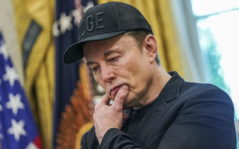 Musk lamenta mensajes polémicos que publicó contra Trump