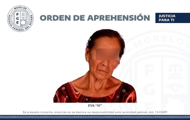 La detenida pretendía cobrar 300 mil pesos por la cesión de derechos de las placas que son propiedad de su concubino.