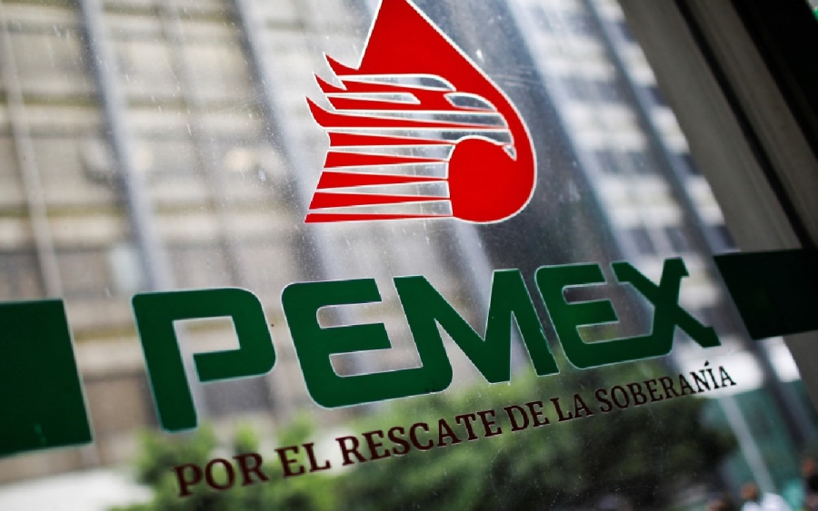 Sentencian a cinco exfuncionarios de Pemex por robo de hidrocarburos