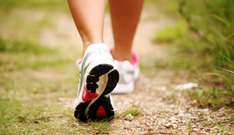 ¿Cuántos minutos debo caminar al día para verme increíble?