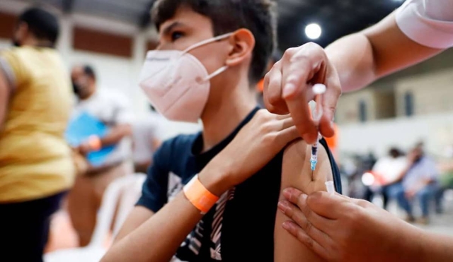 Avance en vacunación a menores es del 50 por ciento