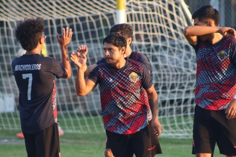 Los Huachicoleros Tepoztl&aacute;n doblegaron 2-0 al Notar&iacute;a 4-Chinameca, en la Jornada 1 de la Copa Cuernavaca Wero Mercado 2025.