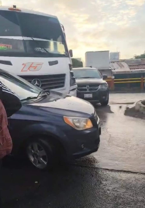 Los percances provocaron afectación vehicular en diversos puntos de la ciudad.