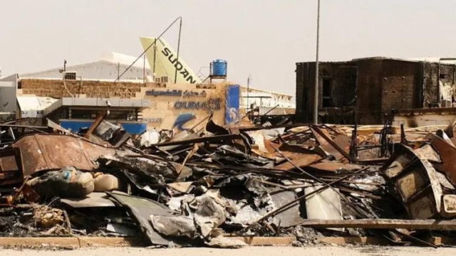 Bombardeo contra campamento de refugiados en Sudán deja decenas de muertos