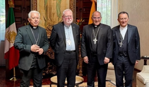 Se reúne presidente de CEM con secretario de Relaciones del Vaticano