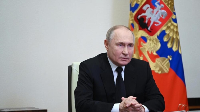 Putin condena ataque en Moscú; detienen a 4 presuntos autores