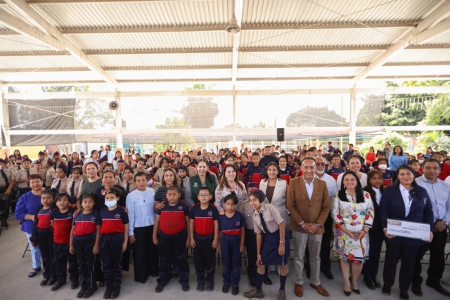 Dignifica Gobierno de Morelos &#039;La tierra que nos une&#039; dormitorios en internados de Cuautla, Cuernavaca y Temoac