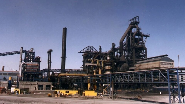 Juzgado declara quiebra de empresa Altos Hornos de México