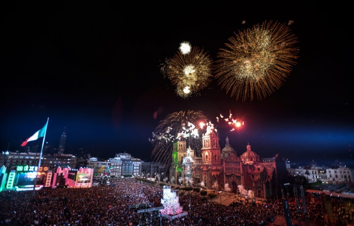 A propósito de las fiestas patrias...¿cómo se obtiene el efecto tricolor de los fuegos artificiales?