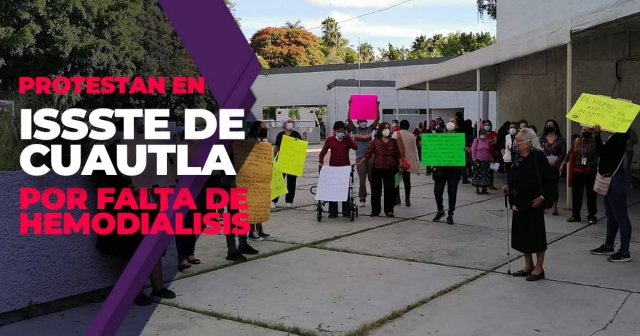 Los manifestantes solicitan el cambio de administrador de la unidad médica.