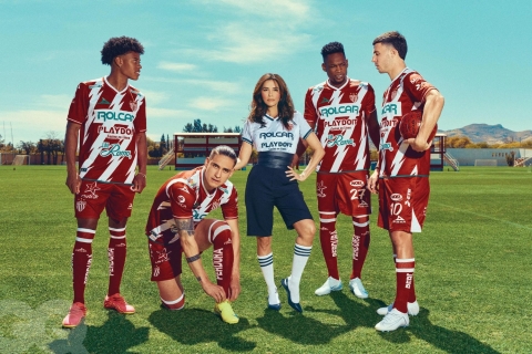 Eva Longoria y Ryan Reynolds llevan la historia del Club Necaxa a la pantalla con nueva docuserie