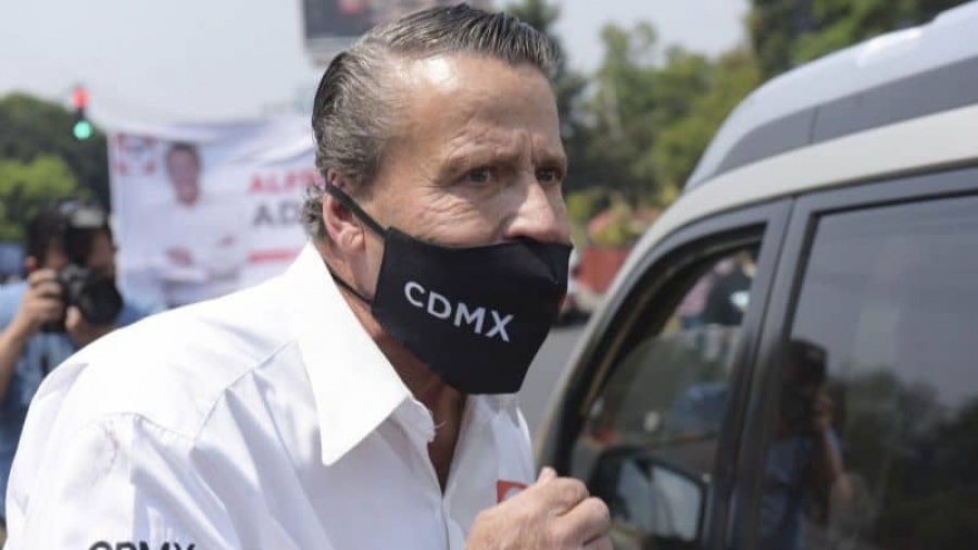 Alfredo Adame inicia campaña 