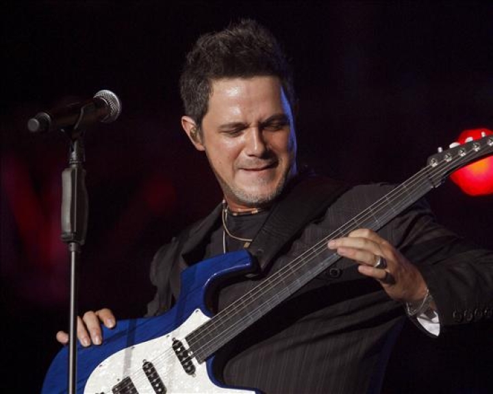 Alejandro Sanz regresa a México: Anuncia 12 conciertos en 2023