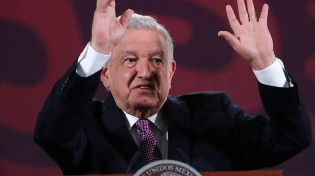 AMLO acusa a Afores de oponerse a reforma de pensiones