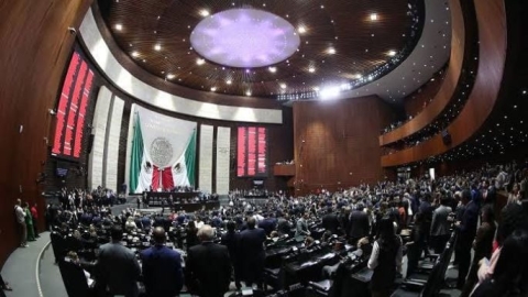 Senadores y diputados se van de vacaciones; regresan el 22 de abril
