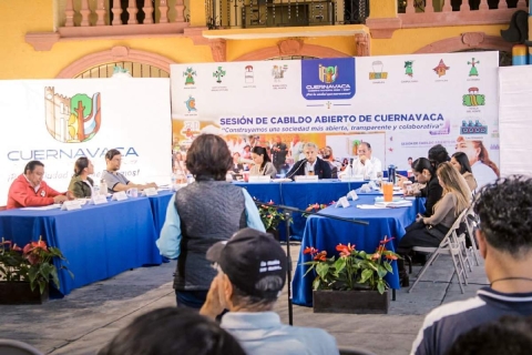 El alcalde Jos&eacute; Luis Uri&oacute;stegui encabez&oacute; el viernes la &uacute;ltima sesi&oacute;n del a&ntilde;o del Cabildo Abierto de Cuernavaca en el poblado de Chamilpa.