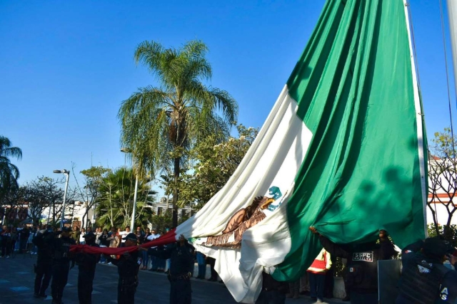 Conmemoran D&iacute;a de la Bandera en la Plaza y Fuerte de Galeana de Cuautla