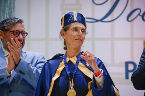 Otorgan doctorado honoris causa a Annie Pardo Cemo y Rosaura Ruiz