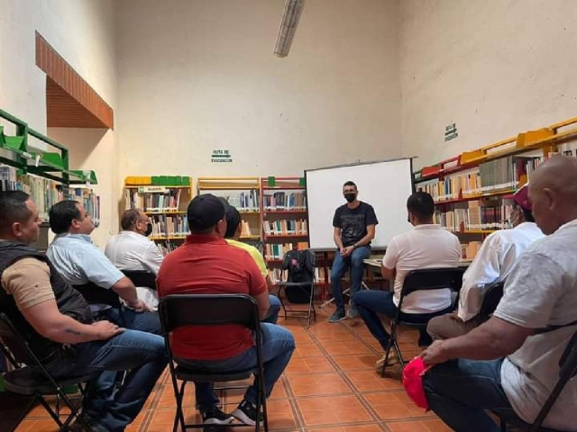 La conferencia se efectuó en el marco del Día Internacional del Hombre.