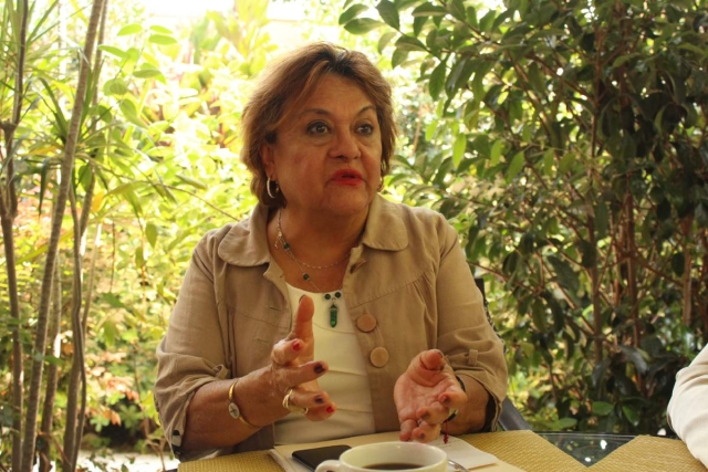 María Reyna Bárcenas Hurtado.  