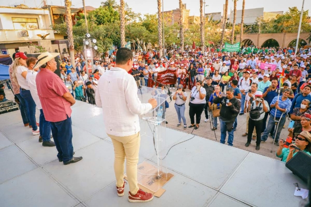 Inicia Juan Ángel Flores su campaña a la diputación federal