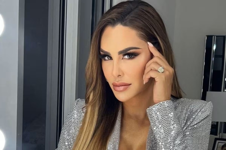 Ninel Conde cambia el color de sus ojos con costoso procedimiento