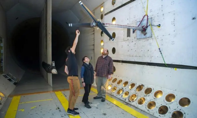 NASA prueba los rotores para volar en la luna Tit&aacute;n