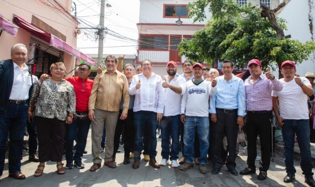 Ratifica Víctor Mercado compromiso con comerciantes del mercado viejo de Cuautla para impulsarlo