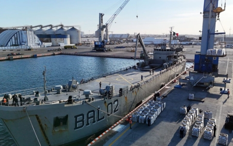 Llegan a Cuba dos barcos mexicanos con ayuda humanitaria