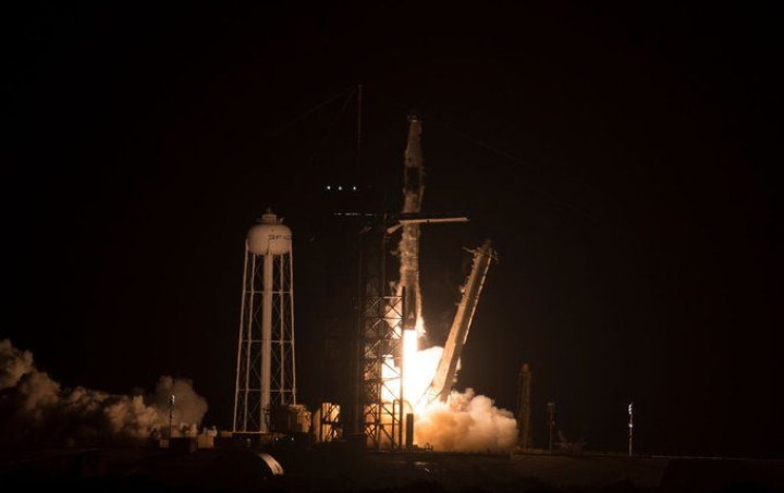 Despega nueva misión tripulada rumbo a la Estación Espacial Internacional