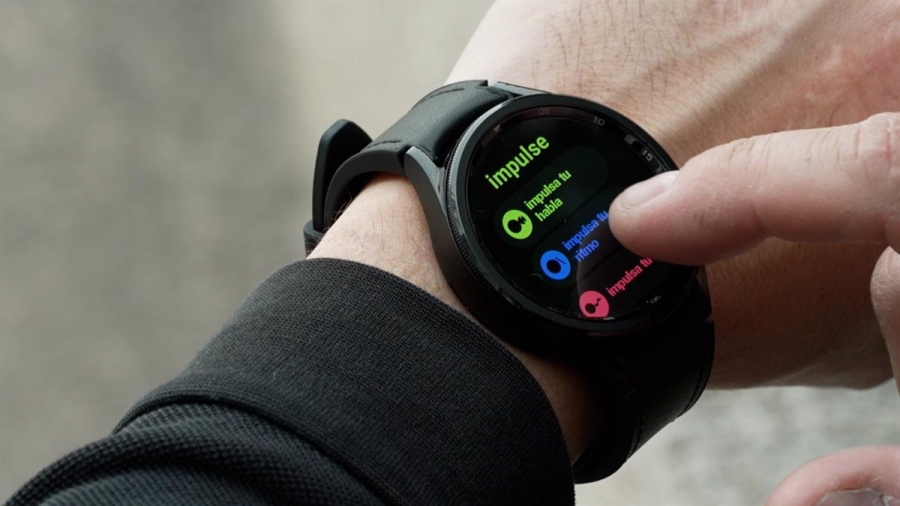 Samsung incorpora 'Impulse' en smartwatches para ayudar con trastornos del habla