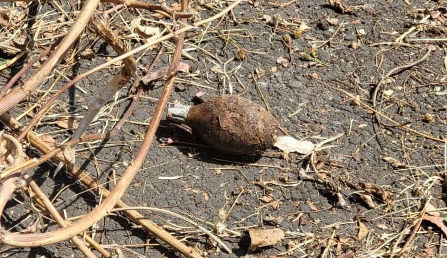 Hallan granada de fragmentación en un predio