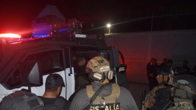 Vinculan a ‘El Licenciado’ y siete escoltas por homicidio de Carlos Manzo