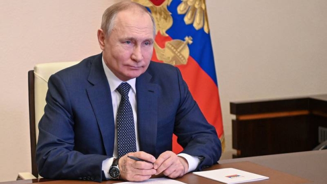 ¡Es oficial! Putin firma anexión de 4 regiones ucranianas
