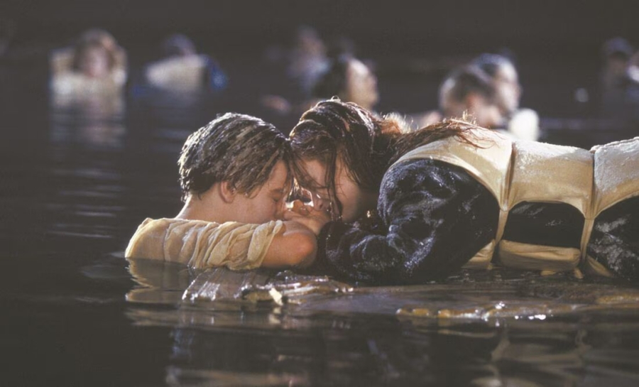 Subastan panel de madera de la película 'Titanic'
