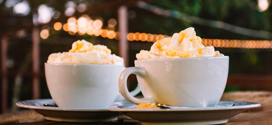 Chocolate blanco caliente: El acompañante ideal para los días fríos