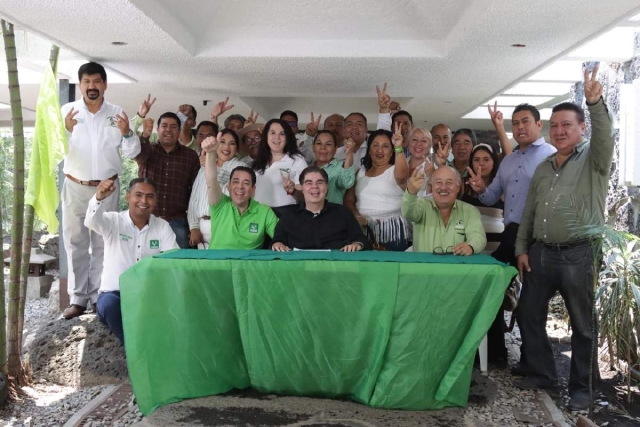 La gente confía en el proyecto del Verde: Javier Estrada