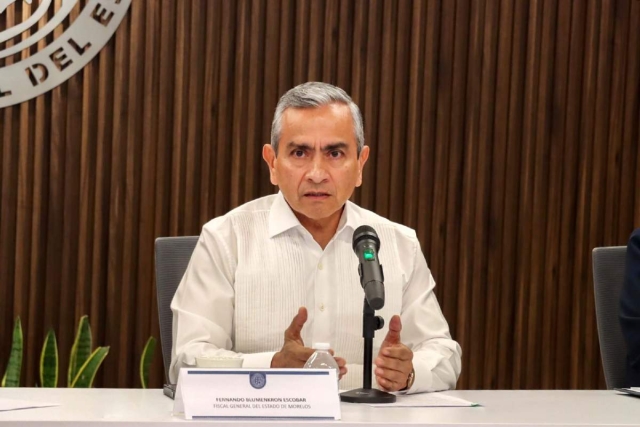 La carpeta de investigaci&oacute;n se integra conforme cauces legales, expuso el fiscal Fernando Blumenkron.  